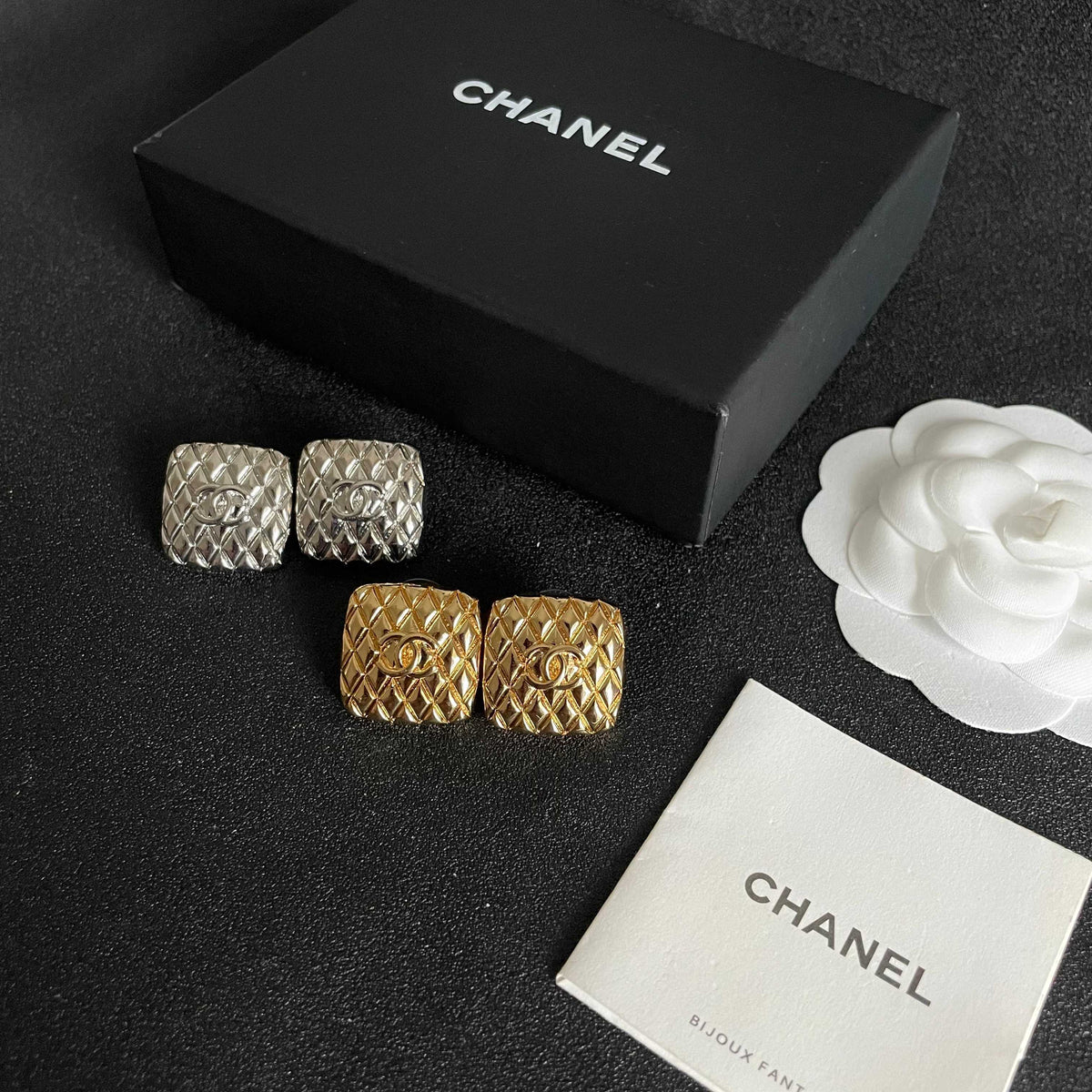 Double-C Emblem Stud Earrings in Polished Metal-Tone – Design 426 close-up detail