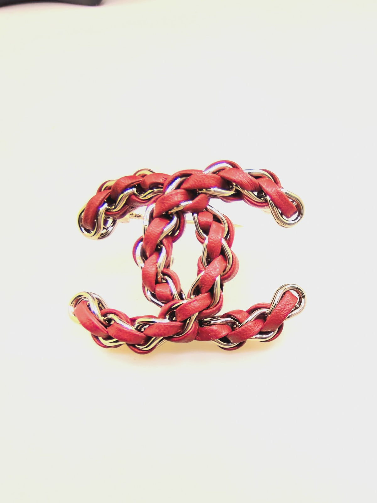 Signature Emblem Brooch in Gold-Tone – Red Detail – Design 002 detail view
