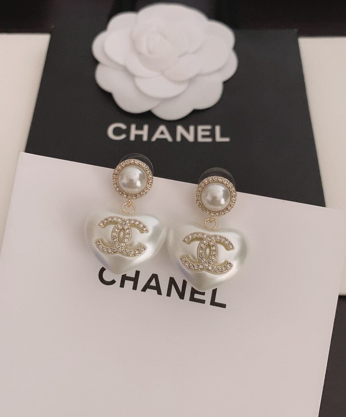 Heart Pearl-Detail Statement Earrings – Pearl Detail close-up detail