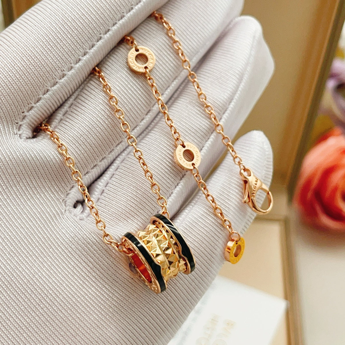 Geometric Emblem Pendant Necklace in Rose-Gold-Tone – Rose Gold Detail – Design 013 side detail