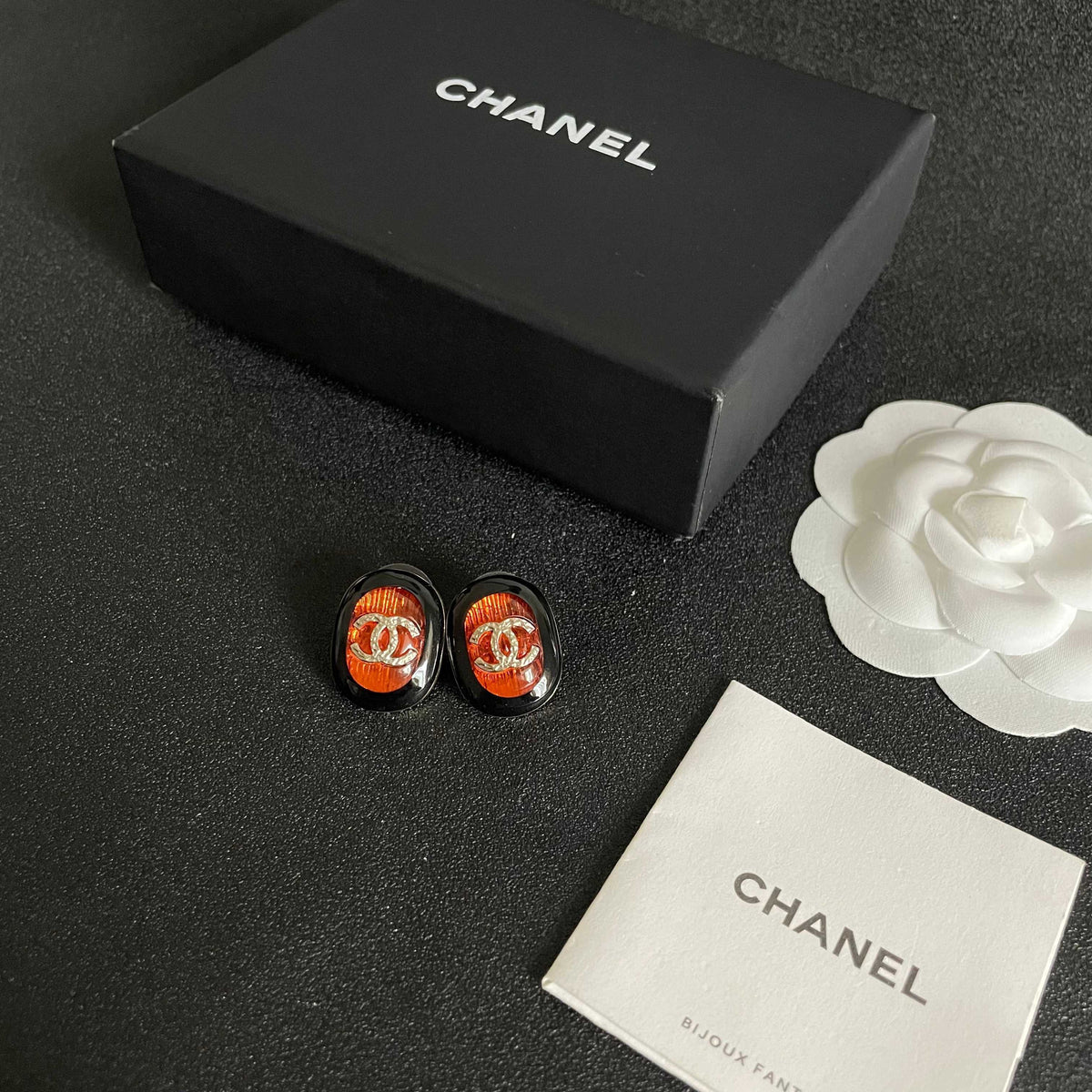 Double-C Emblem Stud Earrings in Polished Metal-Tone – Design 458 close-up detail