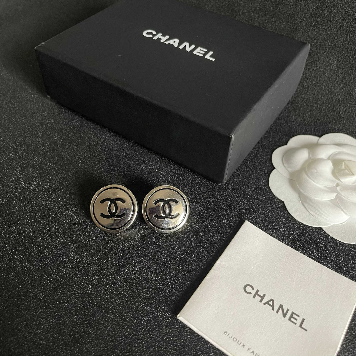 Double-C Emblem Stud Earrings in Polished Metal-Tone – Design 413 close-up detail