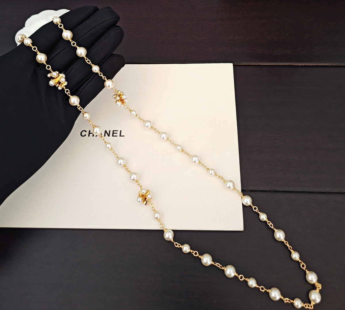 Pearl Pearl-Detail Pendant Necklace – Pearl Detail – Design 063 main product view