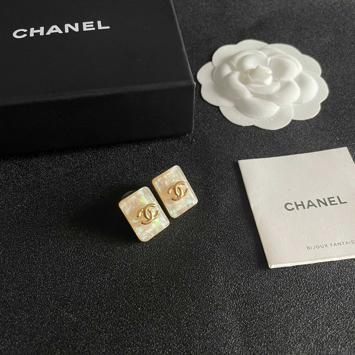 Double-C Emblem Stud Earrings in Polished Metal-Tone – Design 477 styled product view