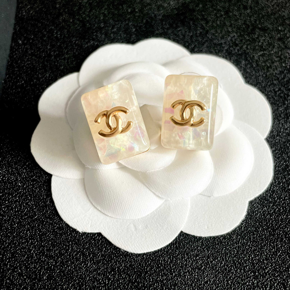 Double-C Emblem Stud Earrings in Polished Metal-Tone – Design 410 front product view