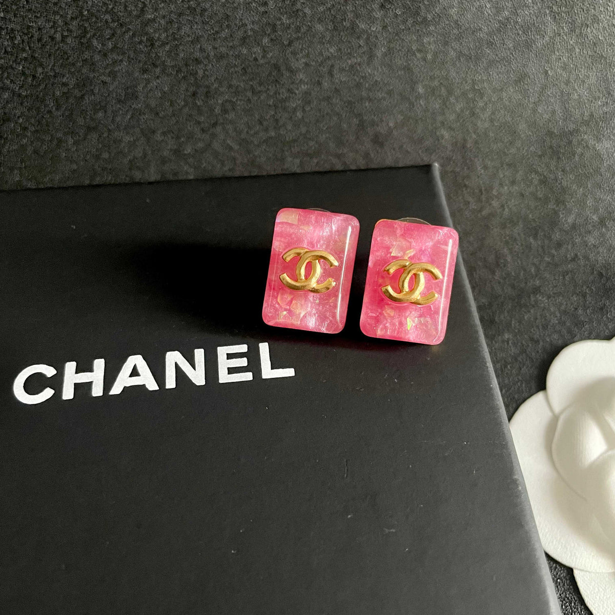 Double-C Emblem Stud Earrings in Polished Metal-Tone – Design 409 detail view