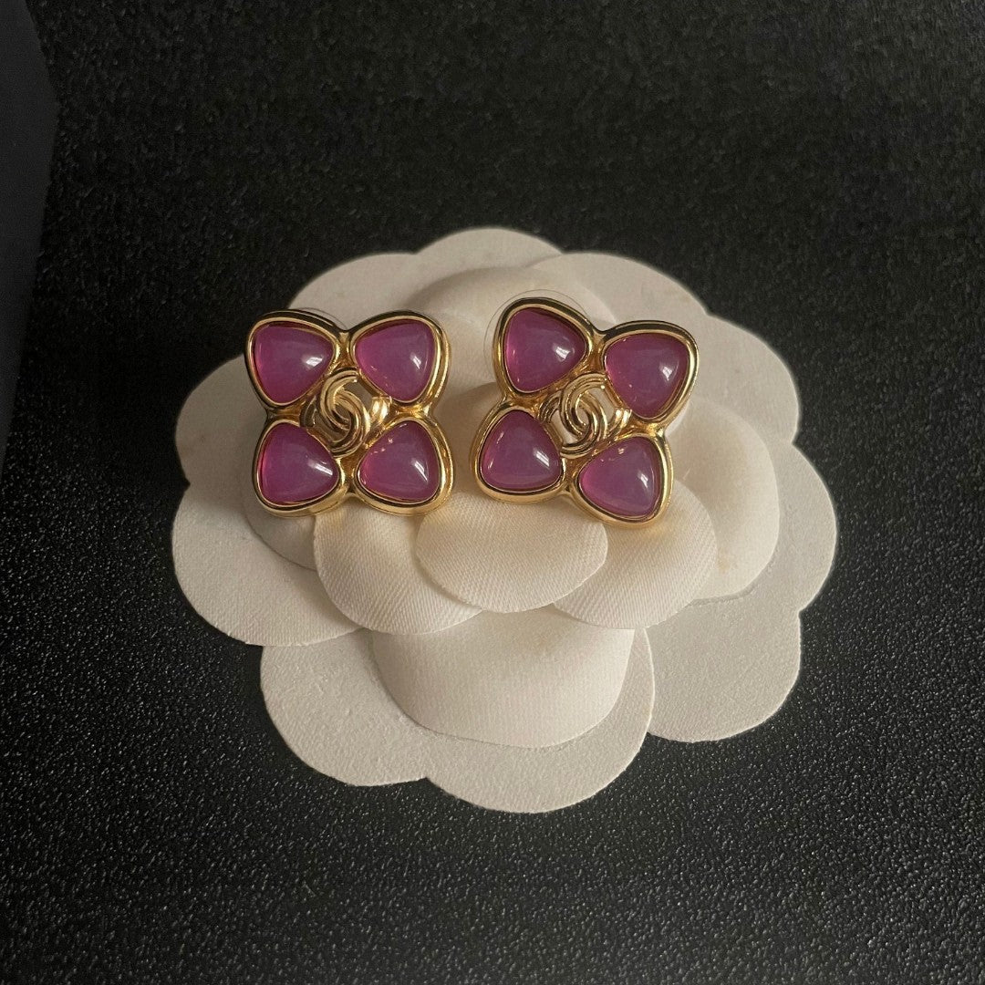 Double-C Emblem Stud Earrings in Polished Metal-Tone – Design 474 front product view