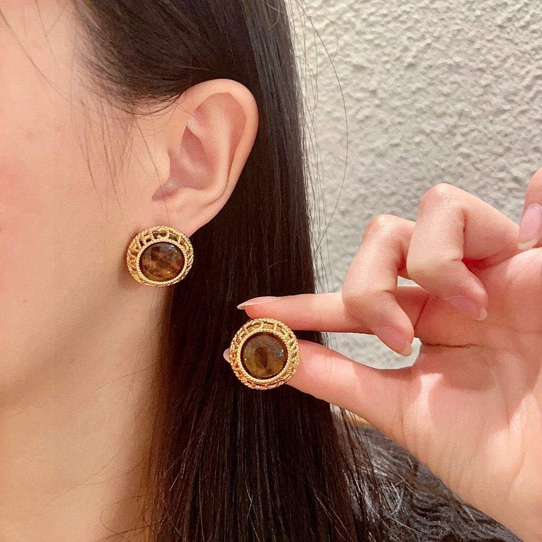 Double-C Emblem Stud Earrings in Polished Metal-Tone – Design 473 main product view