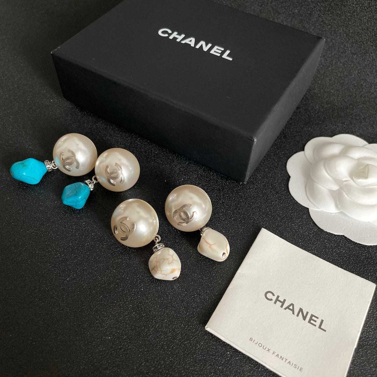 Double-C Emblem Pearl-Detail Statement Earrings – Pearl Detail – Design 032 side detail