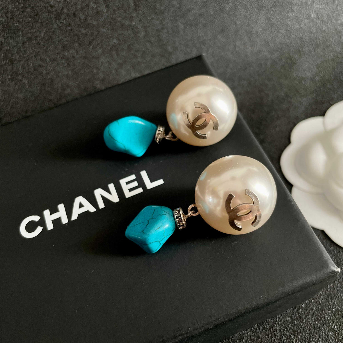 Double-C Emblem Pearl-Detail Statement Earrings – Pearl Detail – Design 031 detail view