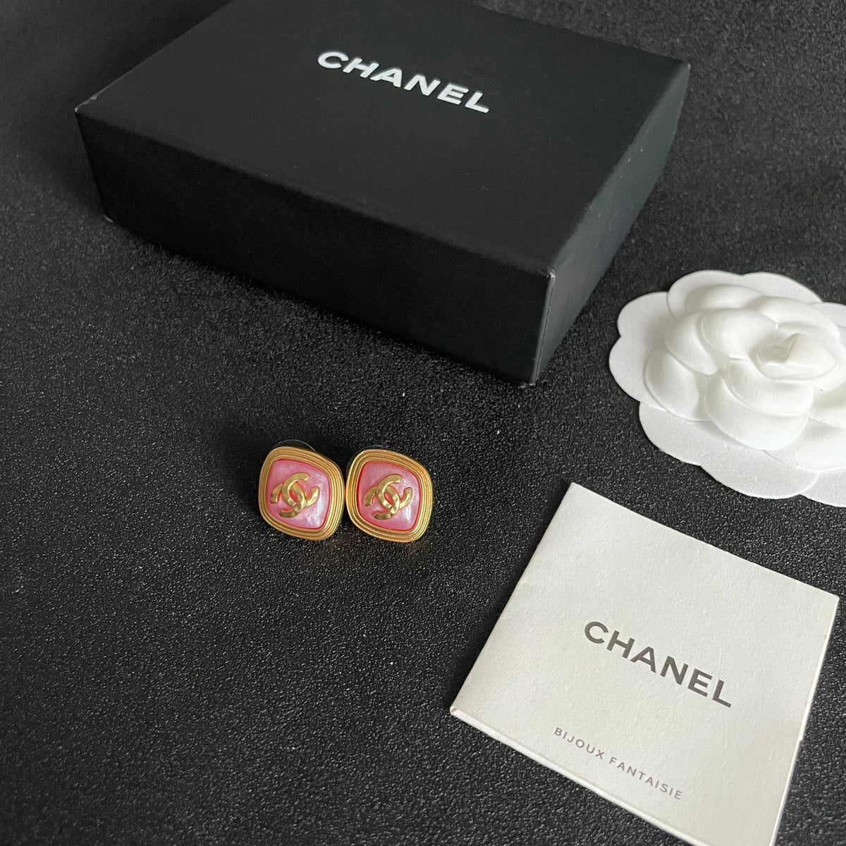 Double-C Emblem Stud Earrings in Polished Metal-Tone – Design 430 close-up detail
