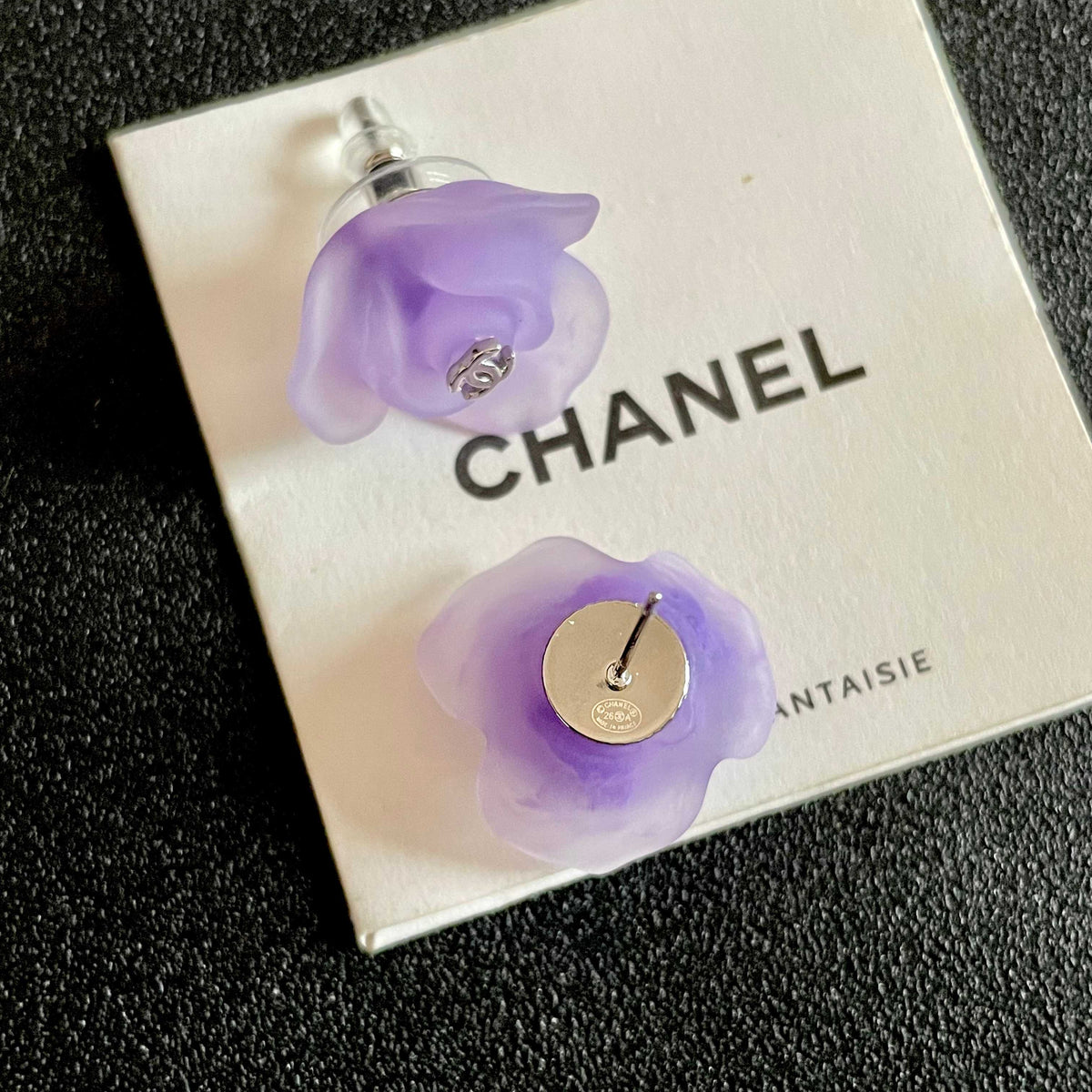 Double-C Emblem Stud Earrings in Polished Metal-Tone – Design 133 main product view
