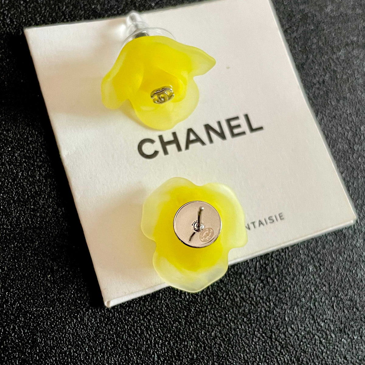 Double-C Emblem Stud Earrings in Polished Metal-Tone – Design 132 main product view