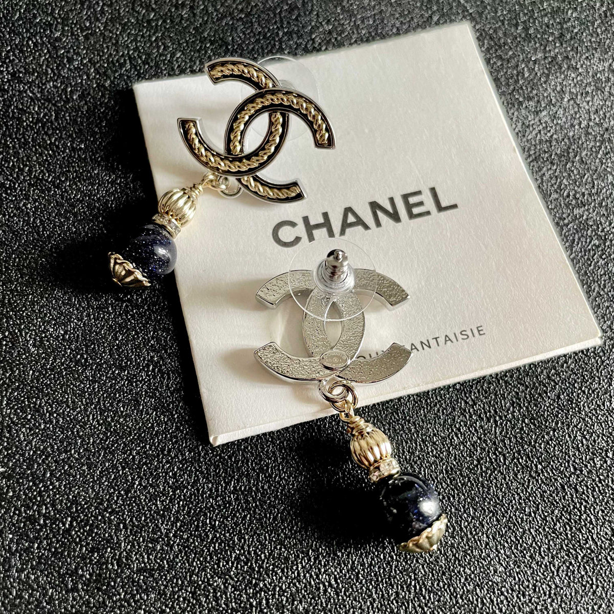Double-C Emblem Statement Earrings in Polished Metal-Tone – Design 013 main product view