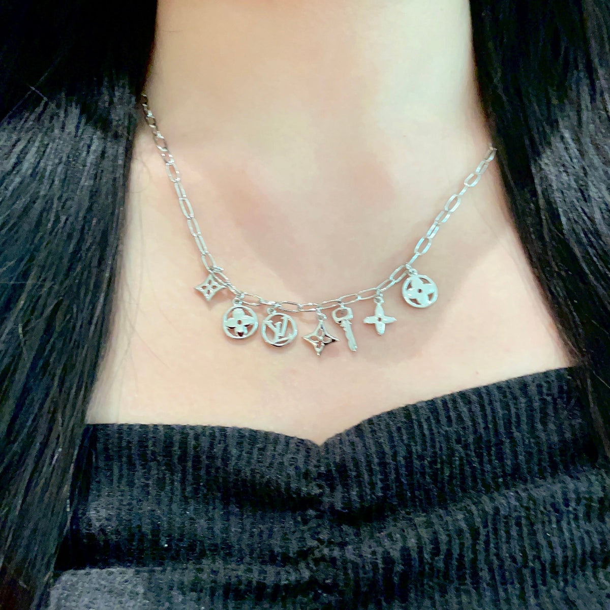 Geometric Emblem Pendant Necklace in Polished Metal-Tone – Design 003 detail view