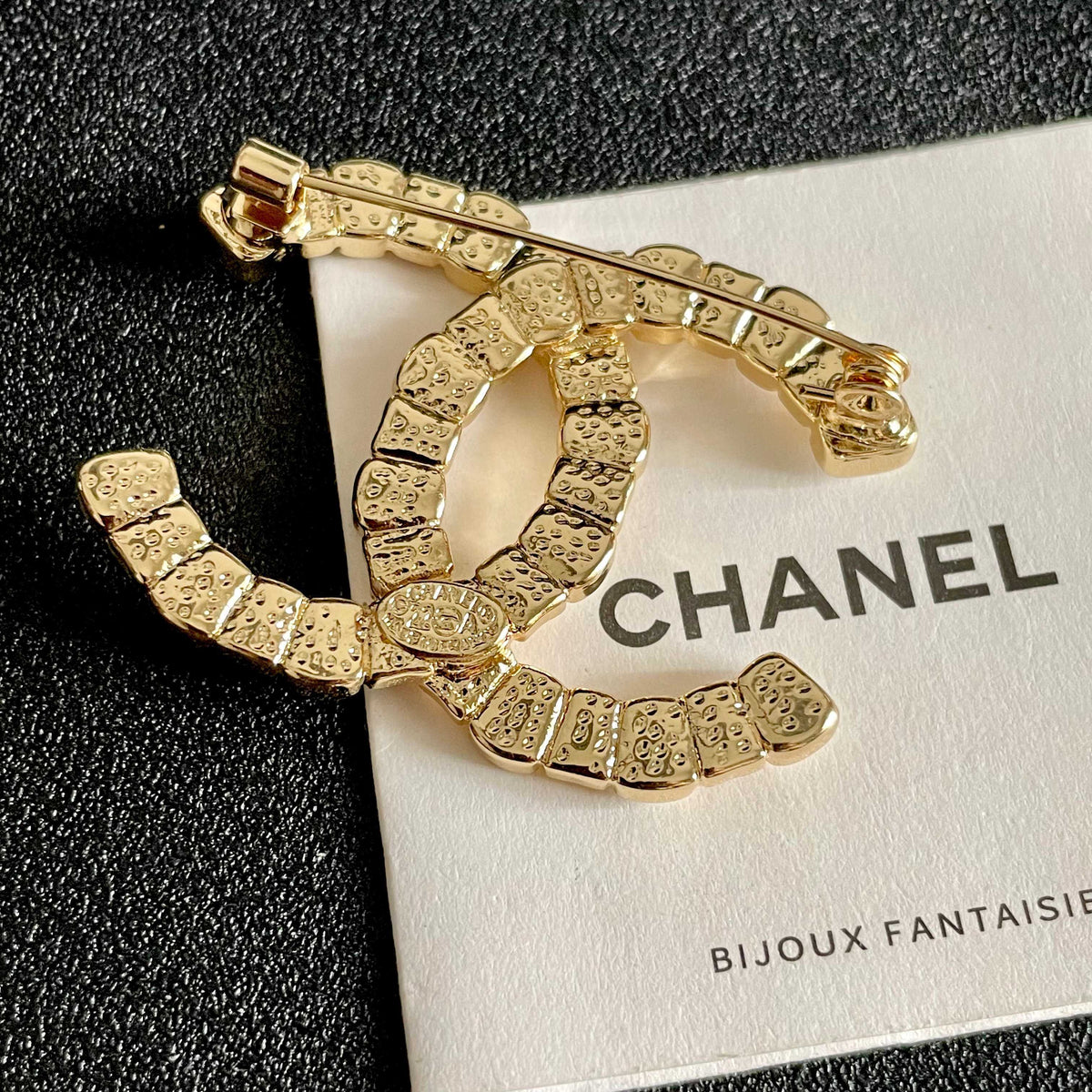 Signature Emblem Brooch in Polished Metal-Tone – Design 012 main product view
