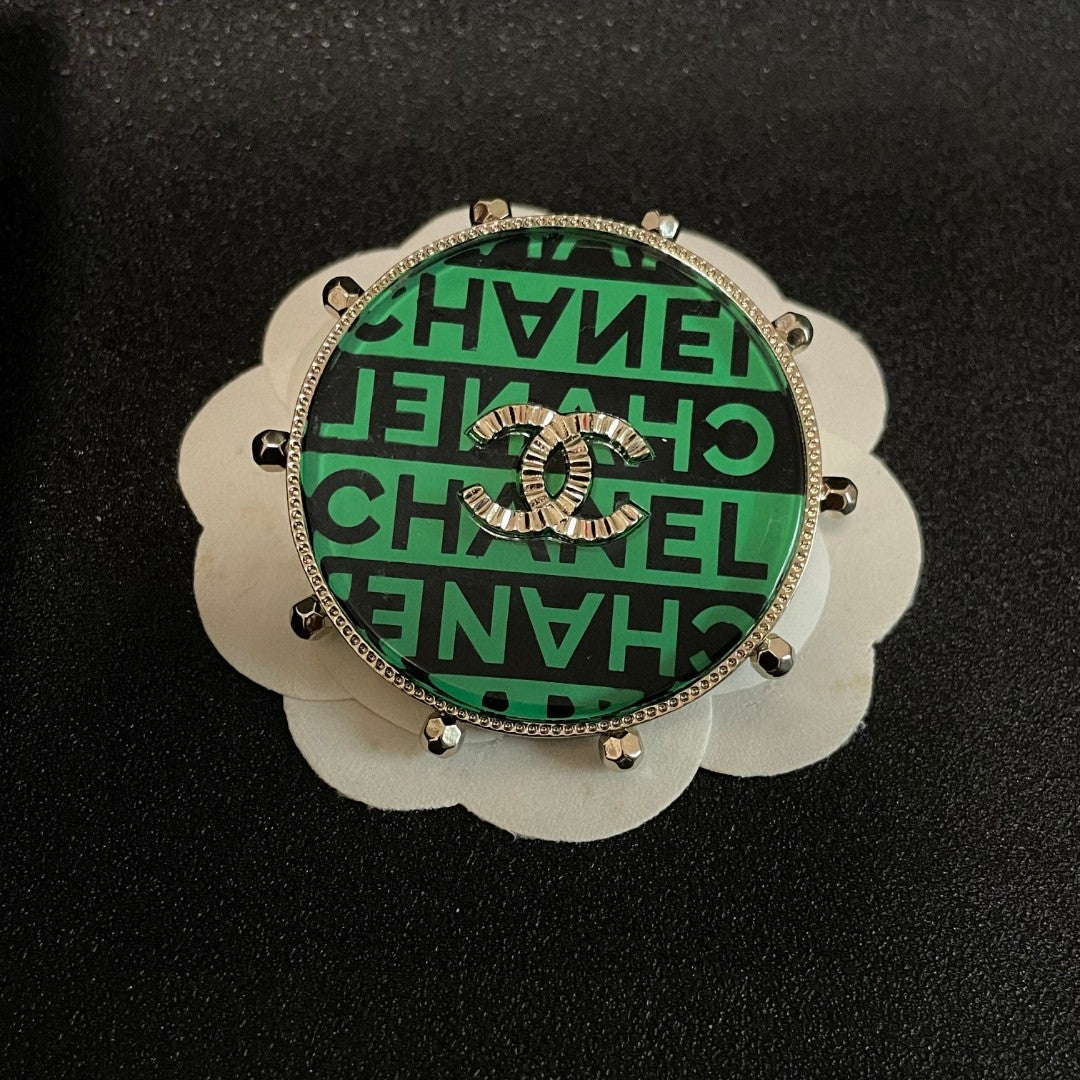 Double-C Emblem Brooch in Polished Metal-Tone – Design 001 front product view