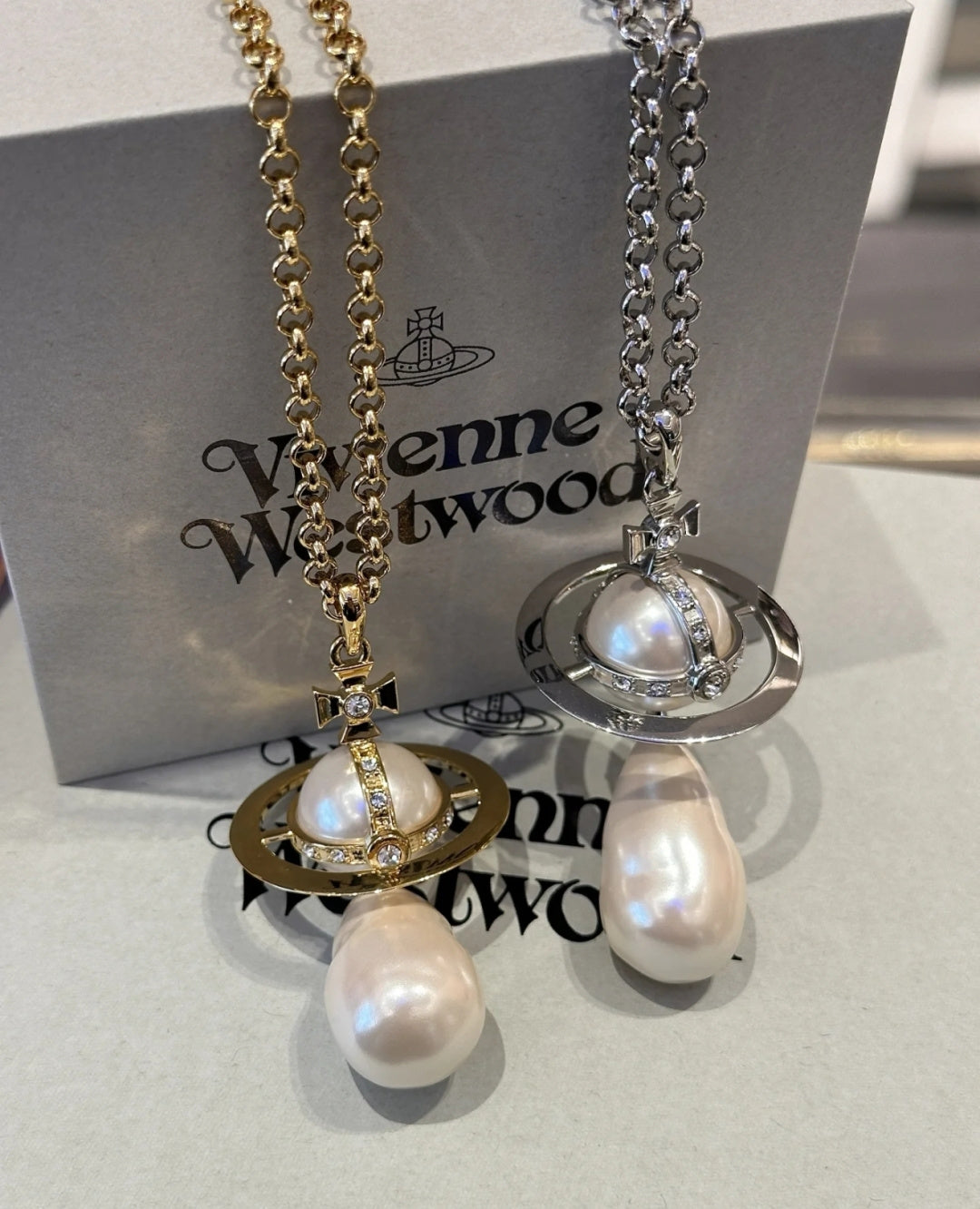 Large Orb-Inspired Emblem Long Pendant Necklace – Design 002 side detail