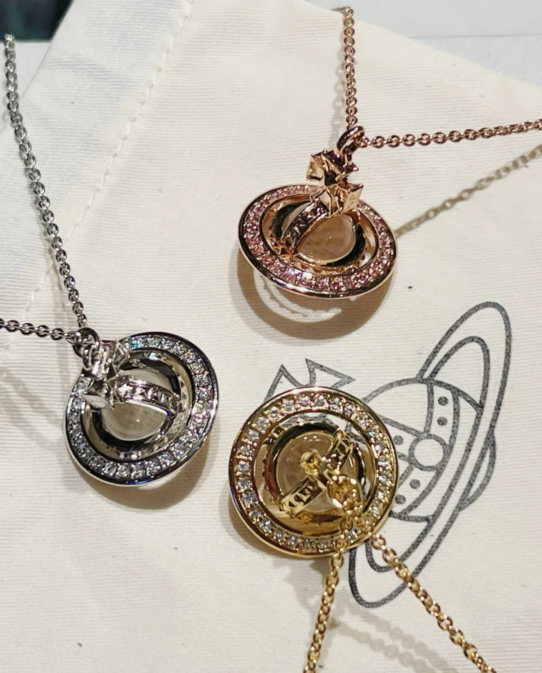 Orb-Inspired Emblem Jewelry Accessory in Polished Metal-Tone – Design 037 close-up detail