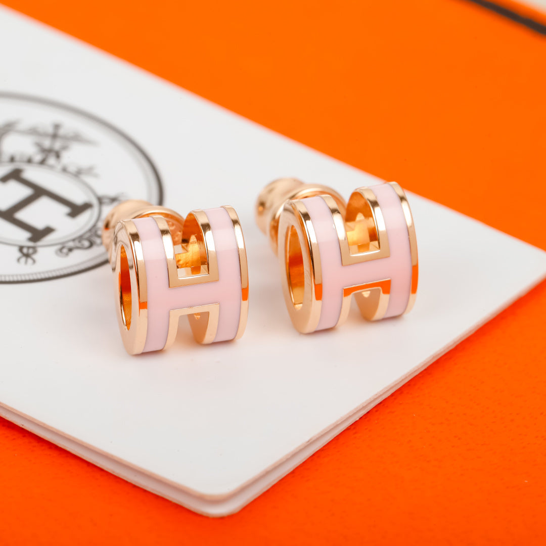 Geometric Emblem Pendant Necklace in Silver-Tone – Gold Detail – Design 002 main product view