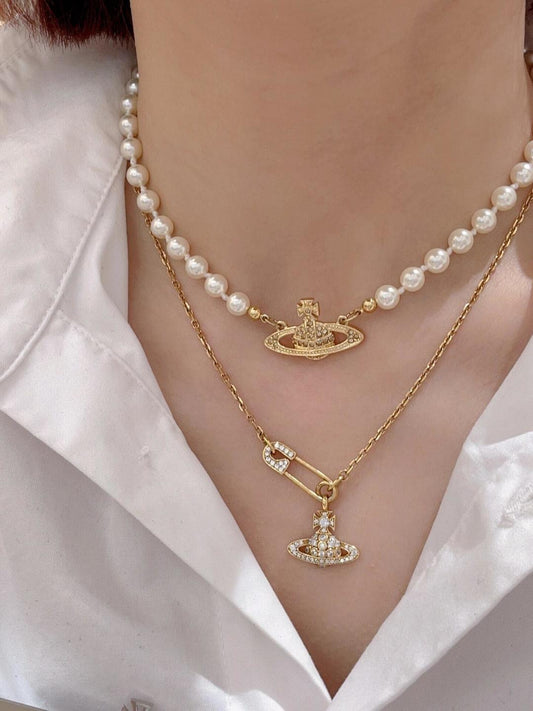 Pearl Pendant Necklace in Polished Metal-Tone – Pearl Detail – Design 006 main product view