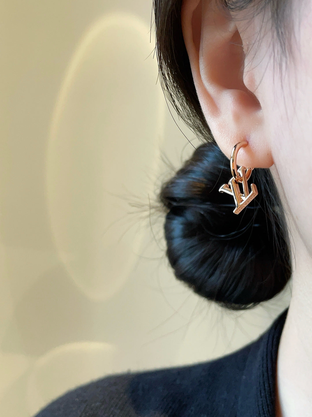 Floral Stud Earrings in Gold-Tone – White Detail detail view