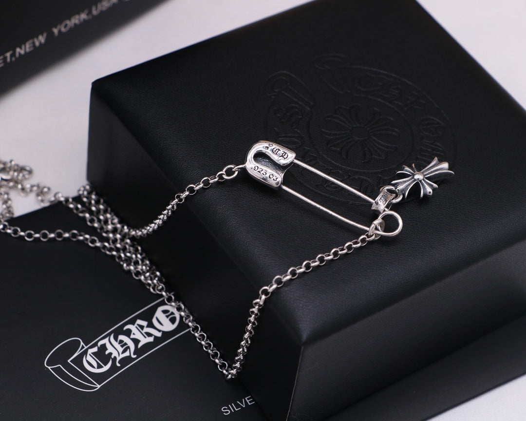 Gothic Emblem Brooch in Antique Silver-Tone – Design 01 front product view