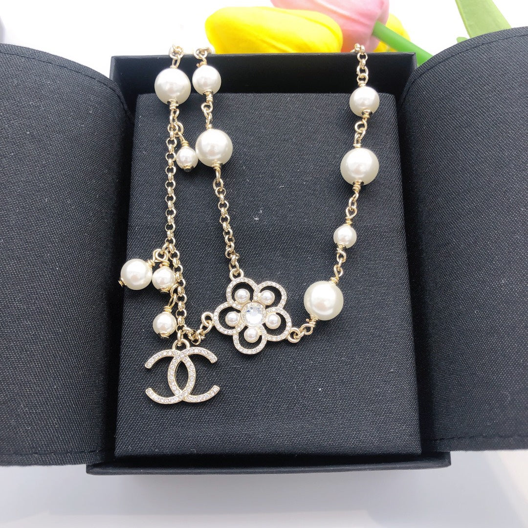Camellia Pearl-Detail Pendant Necklace – Pearl Detail – Design 005 side detail
