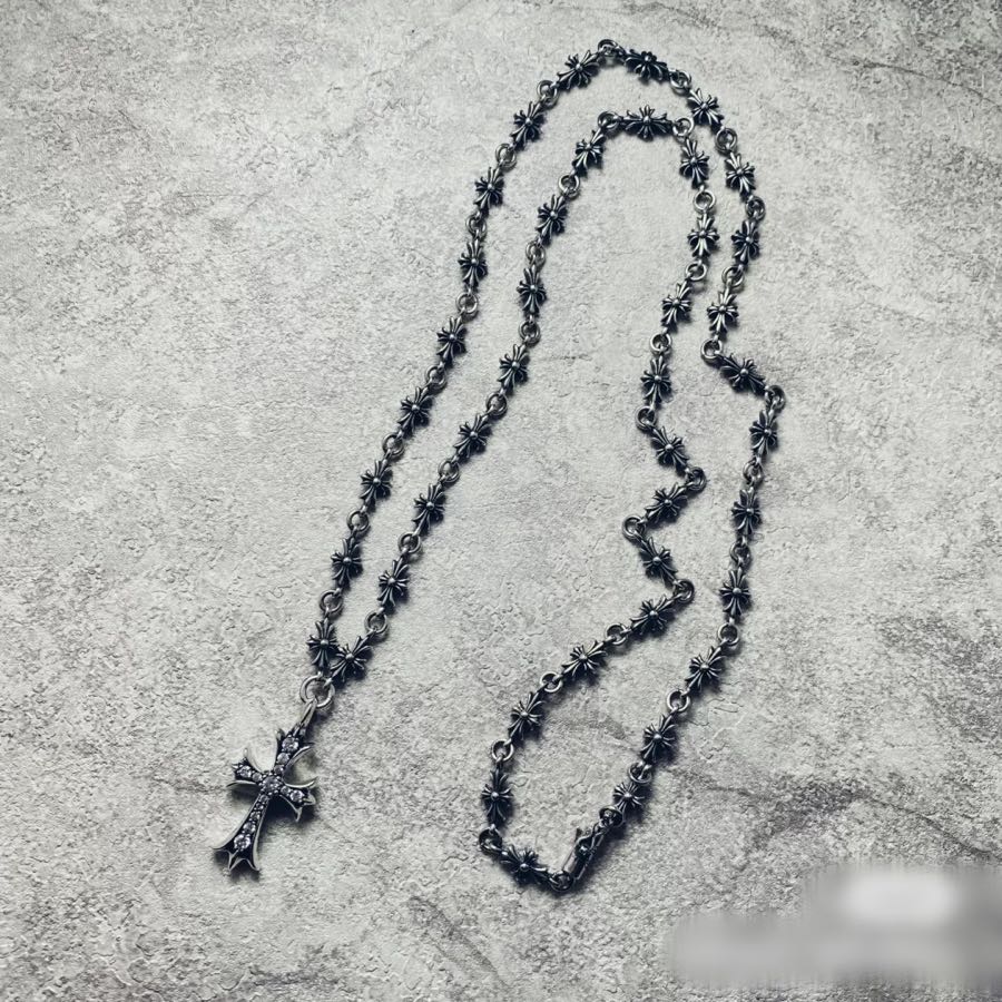 Cross Pendant Necklace in Metal-Tone – Design 04 close-up detail