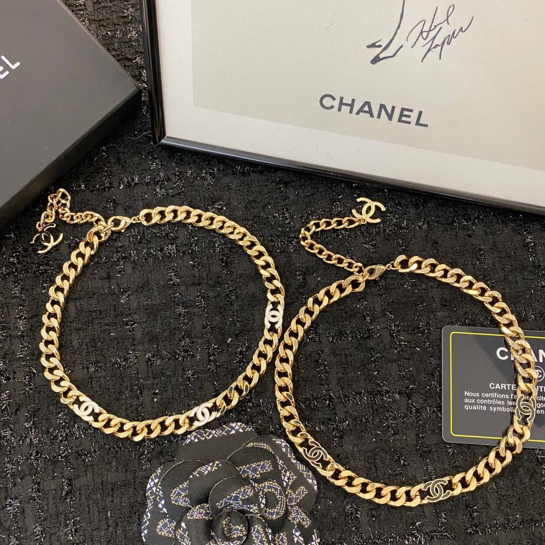 Signature Emblem Bracelet in Polished Metal-Tone – Black Detail – Design 002 detail view