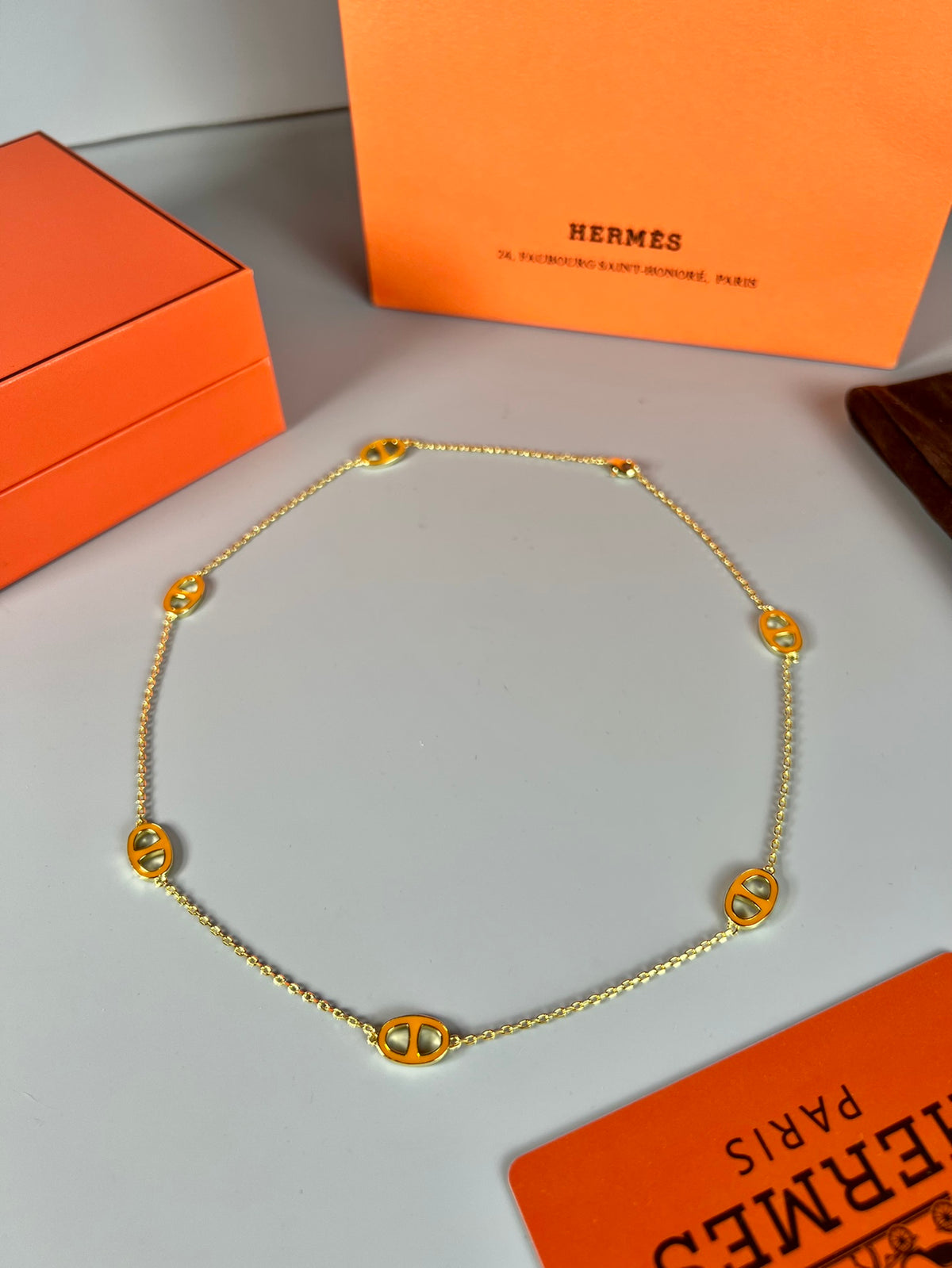 Toggle Pendant Necklace in Polished Metal-Tone – Toggle Detail – Design 011 close-up detail