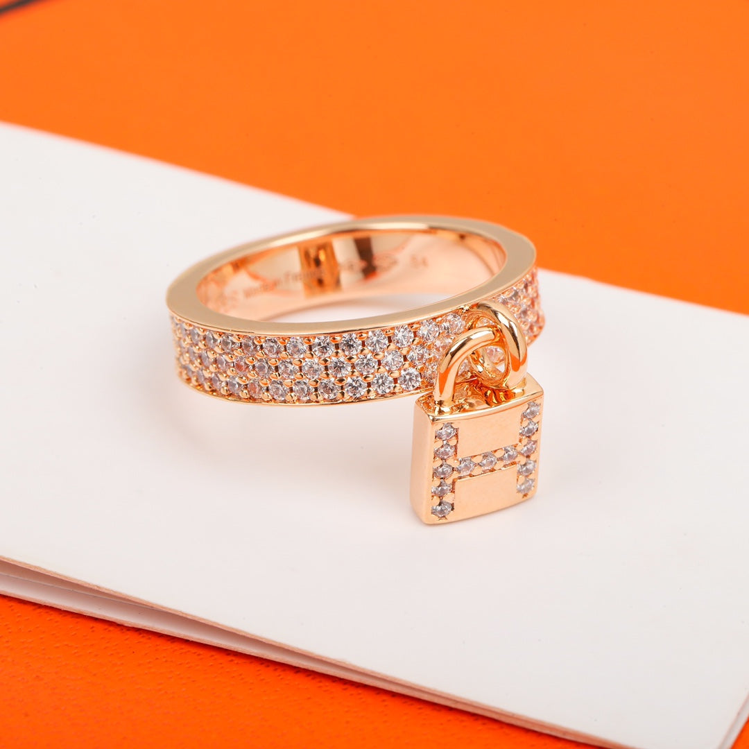 Signature Emblem Statement Ring in Gold-Tone – Red Detail side detail