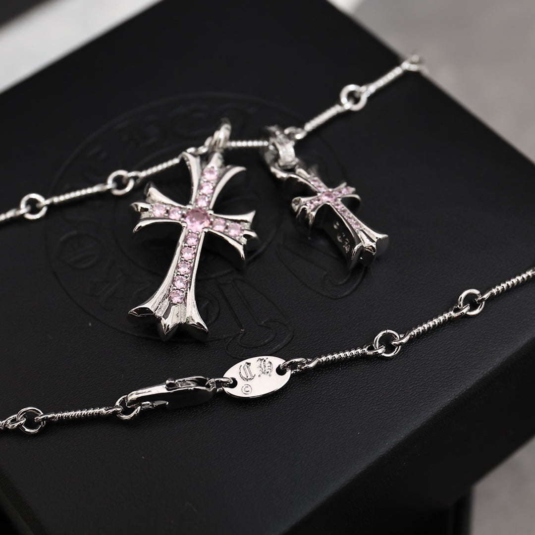 Signature Emblem Pendant Necklace in Polished Metal-Tone – Design 058 close-up detail