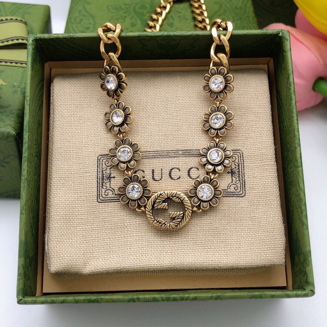 Double-G Emblem Pendant Necklace in Polished Metal-Tone – Design 027 detail view