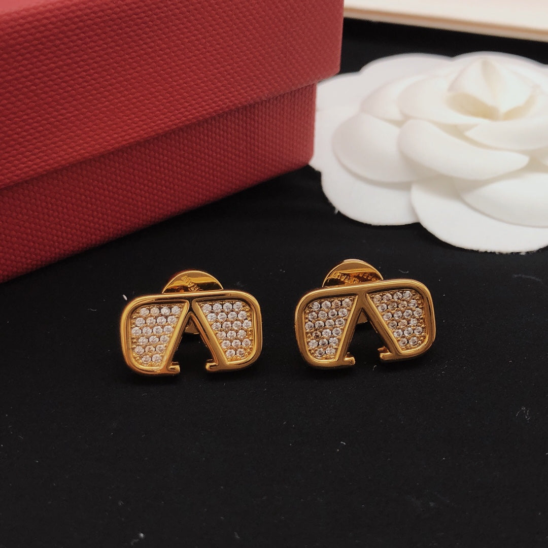 Signature Emblem Crystal-Accent Stud Earrings – Design 03 side detail