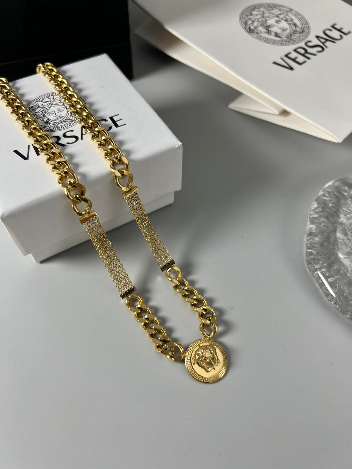 Medusa Head Pendant Necklace in Polished Metal-Tone – Design 01 front product view