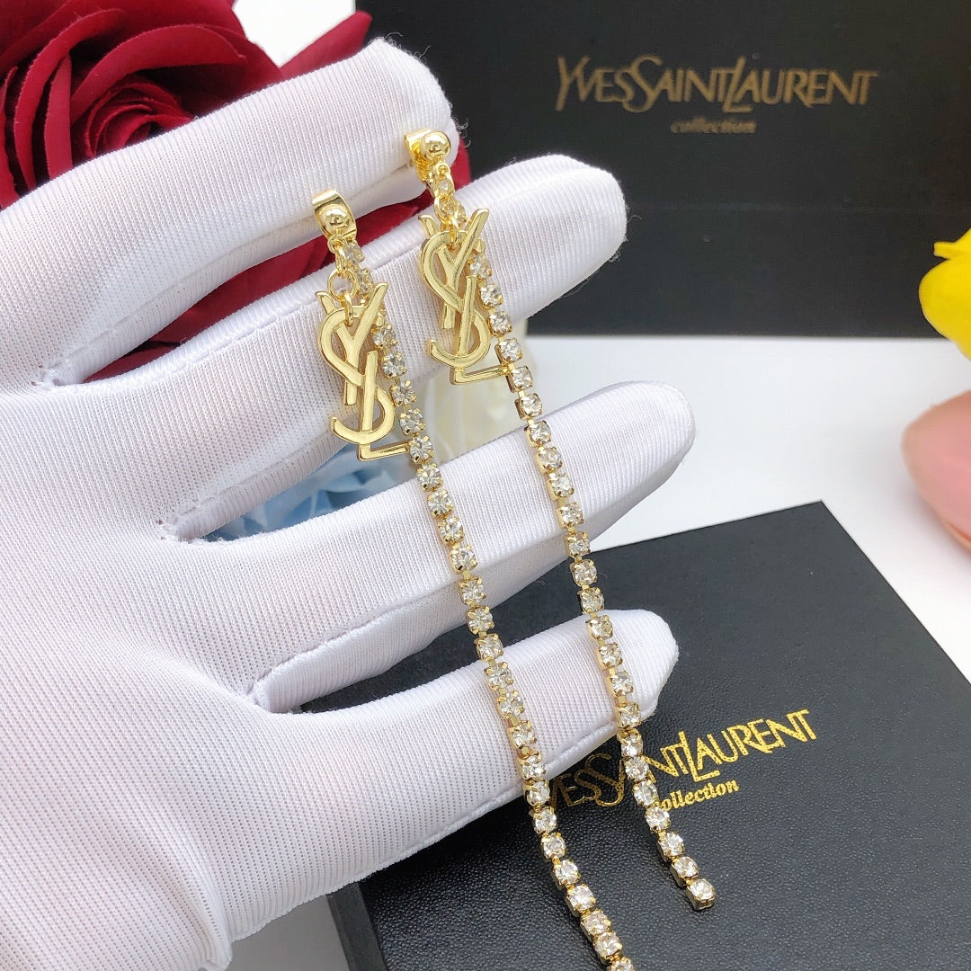 Geometric Emblem Stud Earrings in Gold-Tone – Design 012 side detail