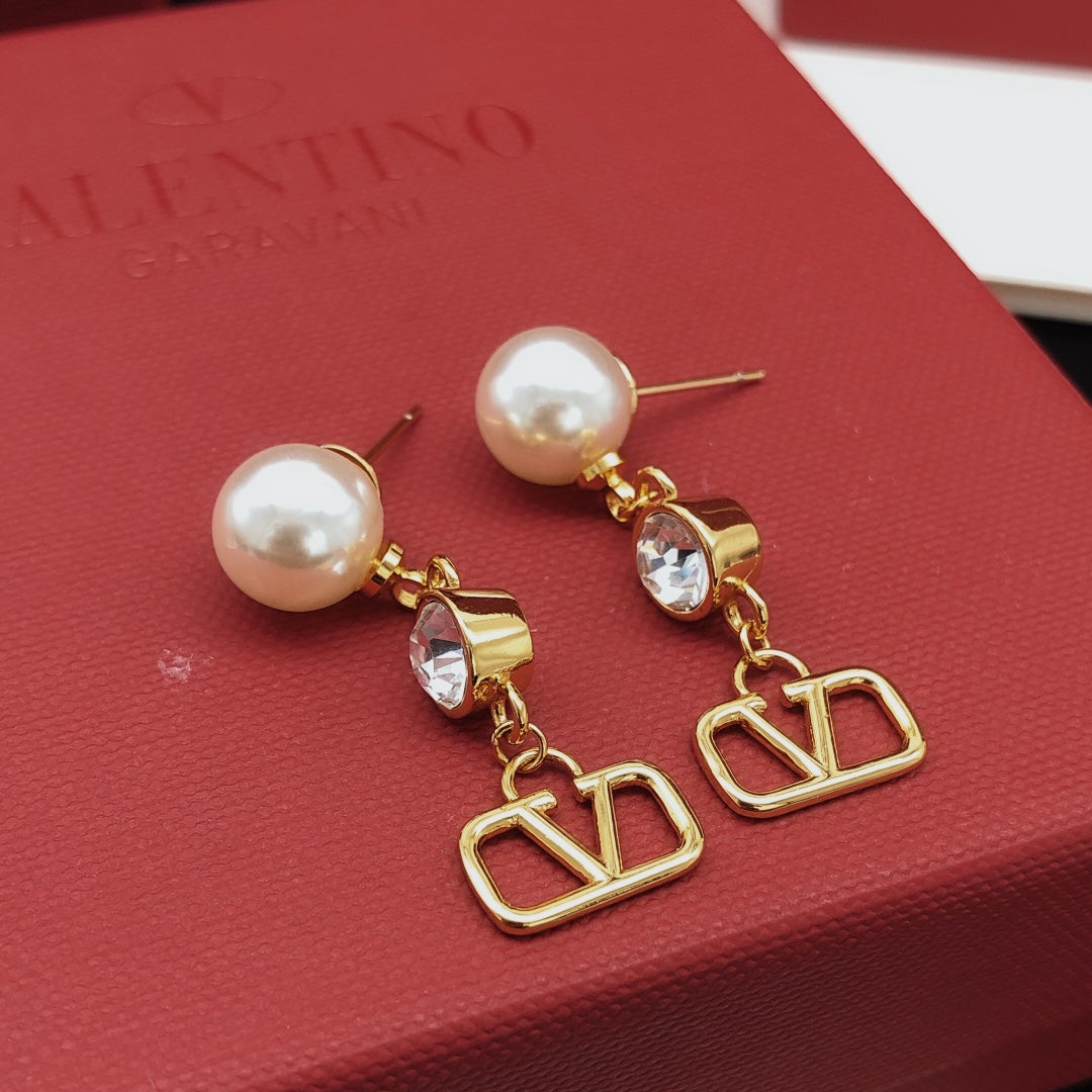 Signature Emblem Stud Earrings in Gold-Tone – Design 19 styled detail