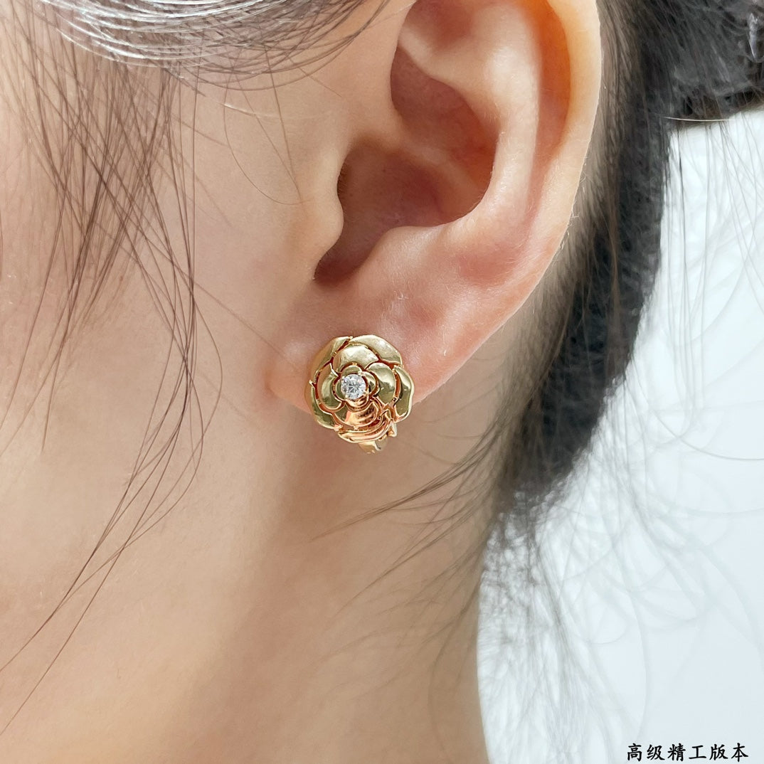 Camellia Jewelry Accessory in Polished Metal-Tone – Camellia Detail front product view
