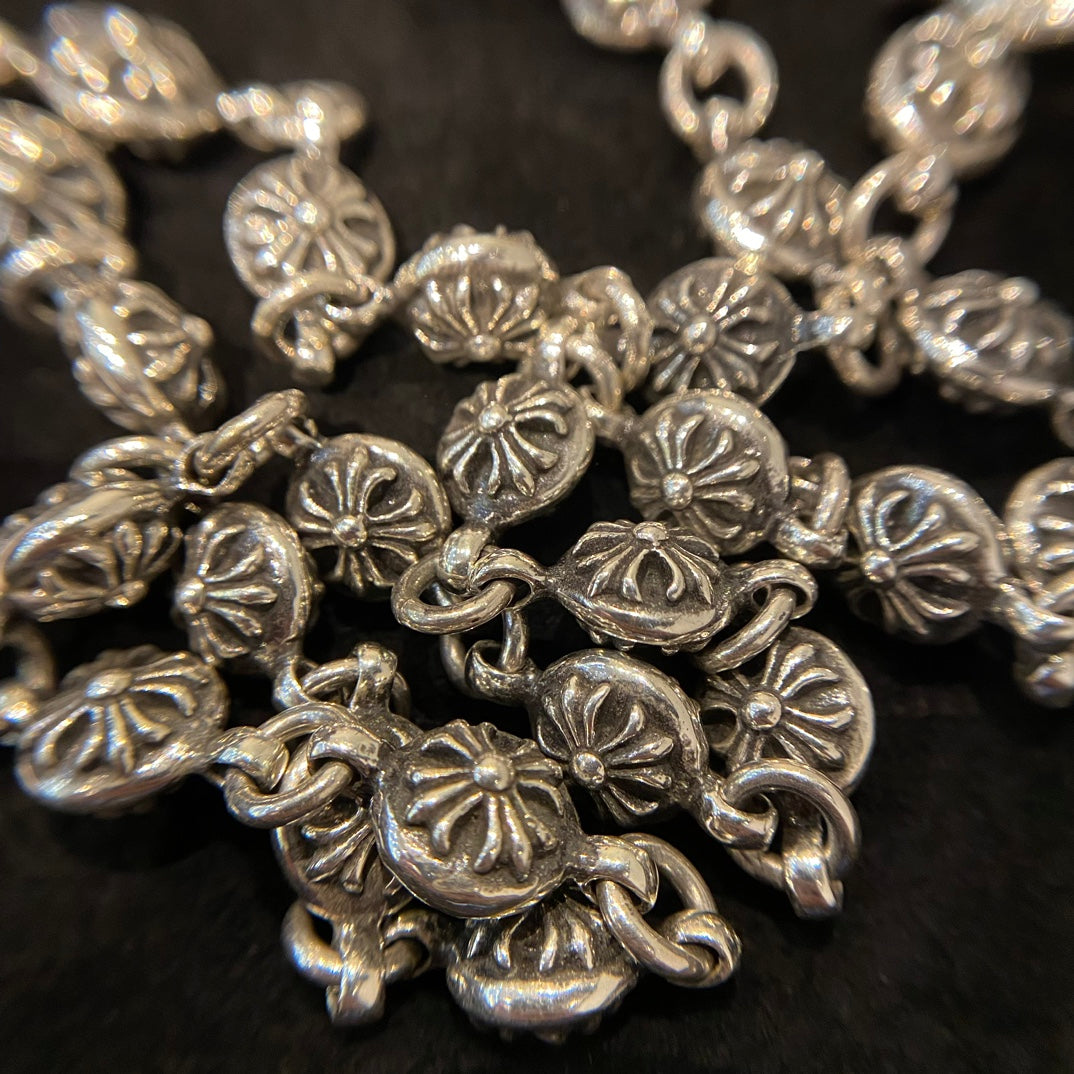 Floral Cross Multi-Use Chain Accessory – Design 05 side detail
