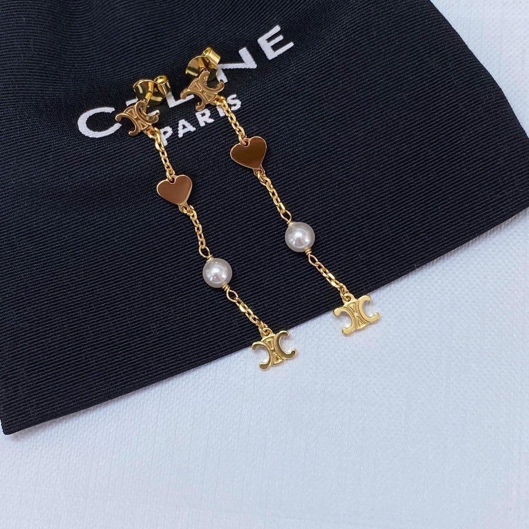 Triomphe-Inspired Emblem Pearl-Detail Earrings detail view