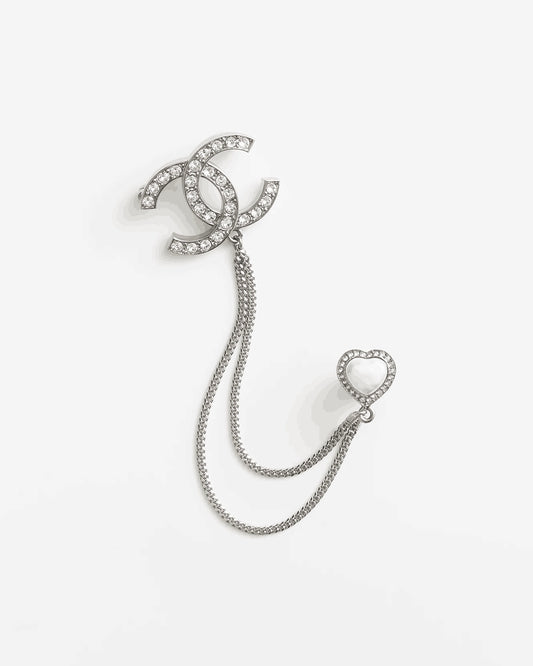 Heart Brooch in Polished Metal-Tone – Heart Detail main product view