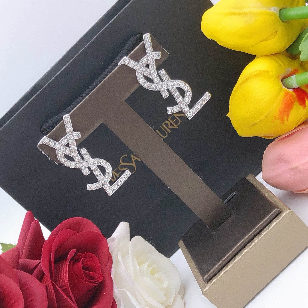 Geometric Emblem Stud Earrings in Silver-Tone – Design 007 detail view