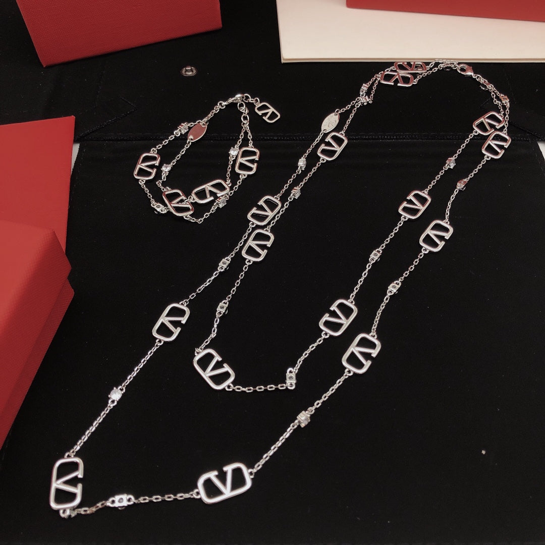 Signature Emblem Double-Layer Pendant Necklace side detail