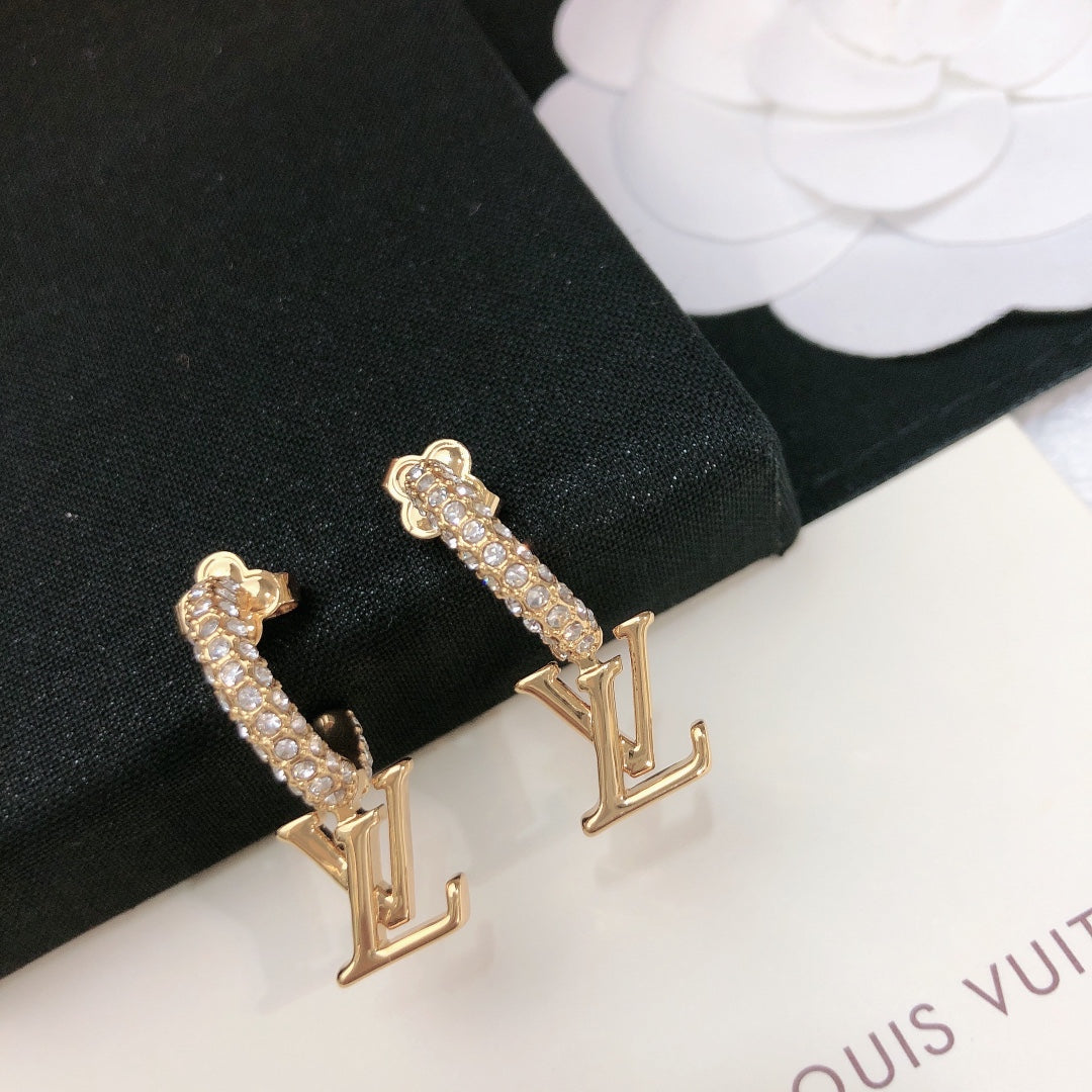 Letter Emblem Stud Earrings in Gold-Tone – Design 003 close-up detail