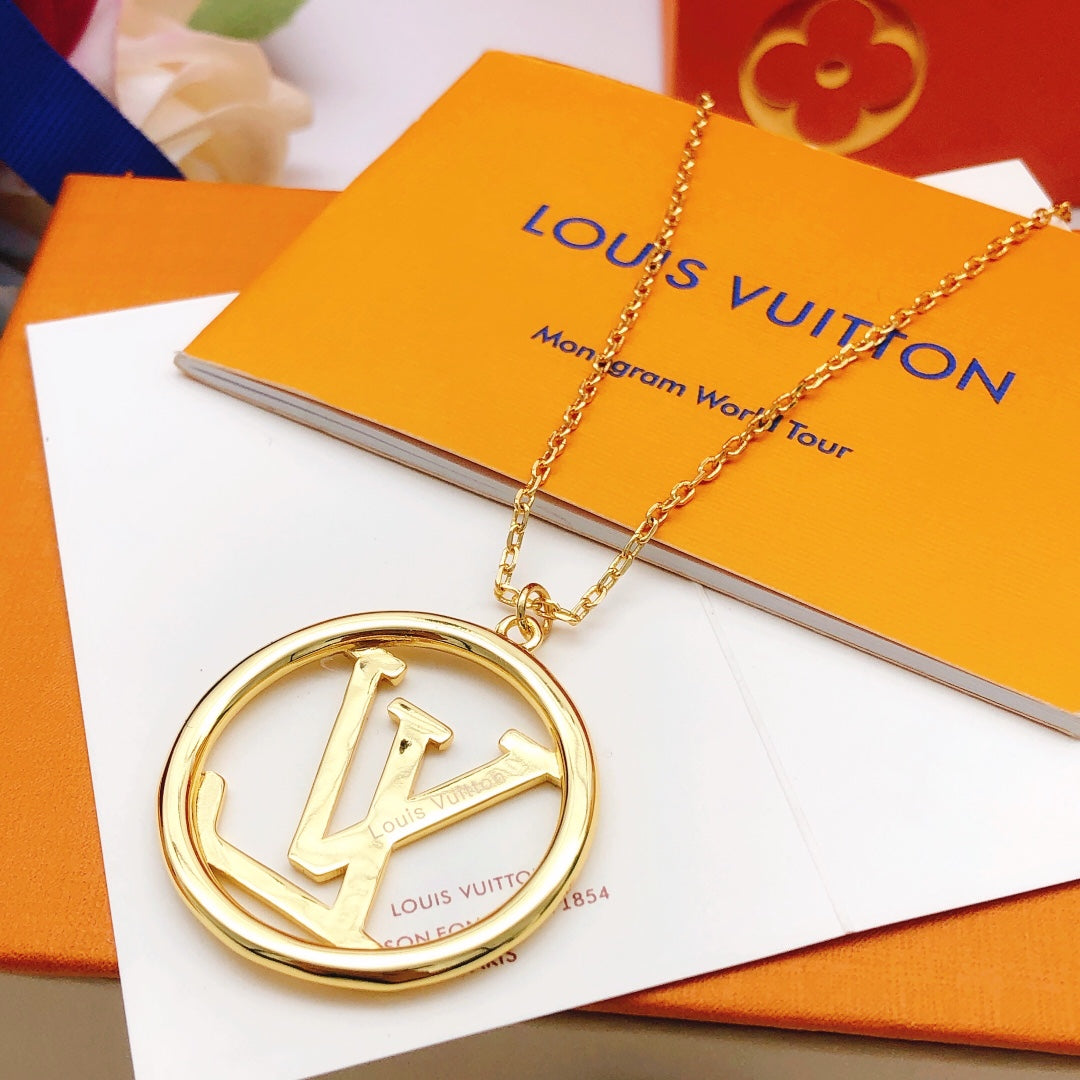 Round Pendant Necklace in Gold-Tone – Design 005 front product view