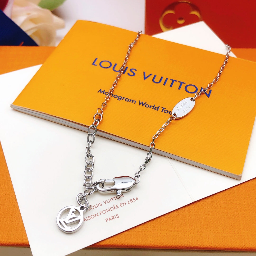 Geometric Emblem Pendant Necklace in Silver-Tone – Silver Detail – Design 006 close-up detail