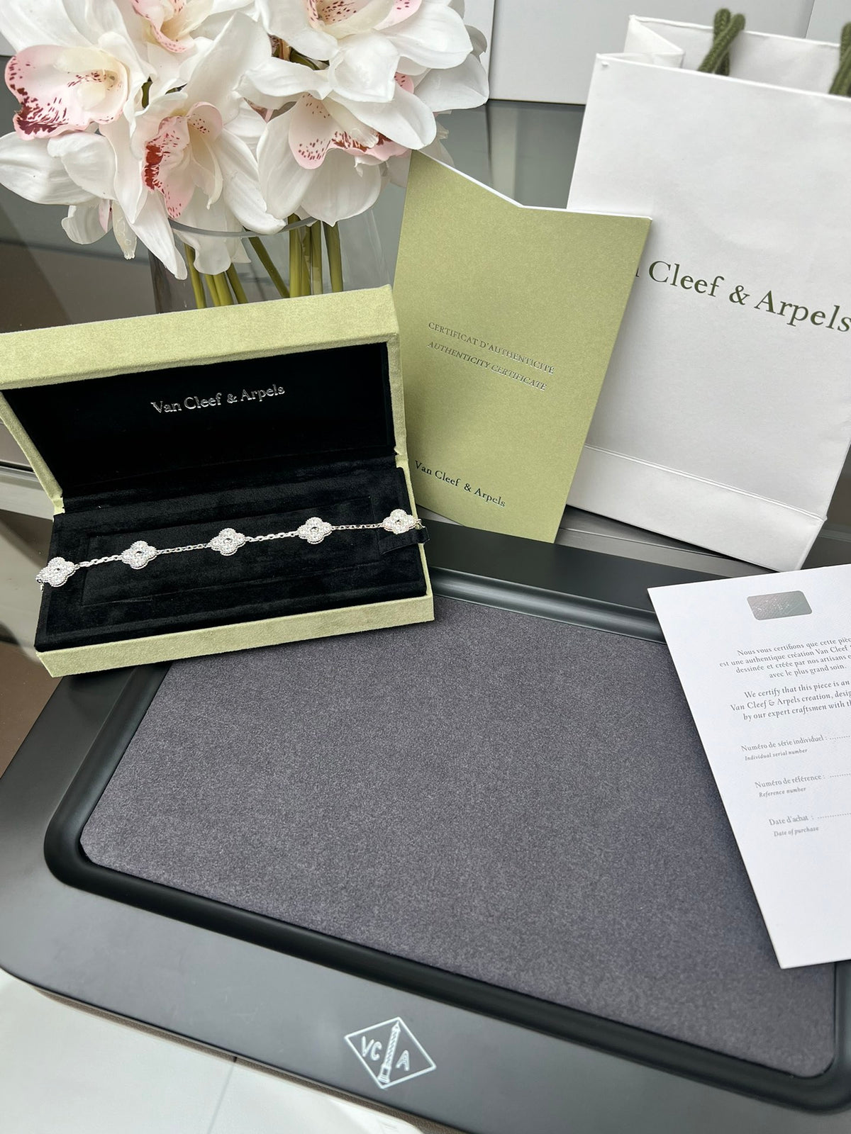 Five-Motif Clover Bracelet in Silver-Tone front product view