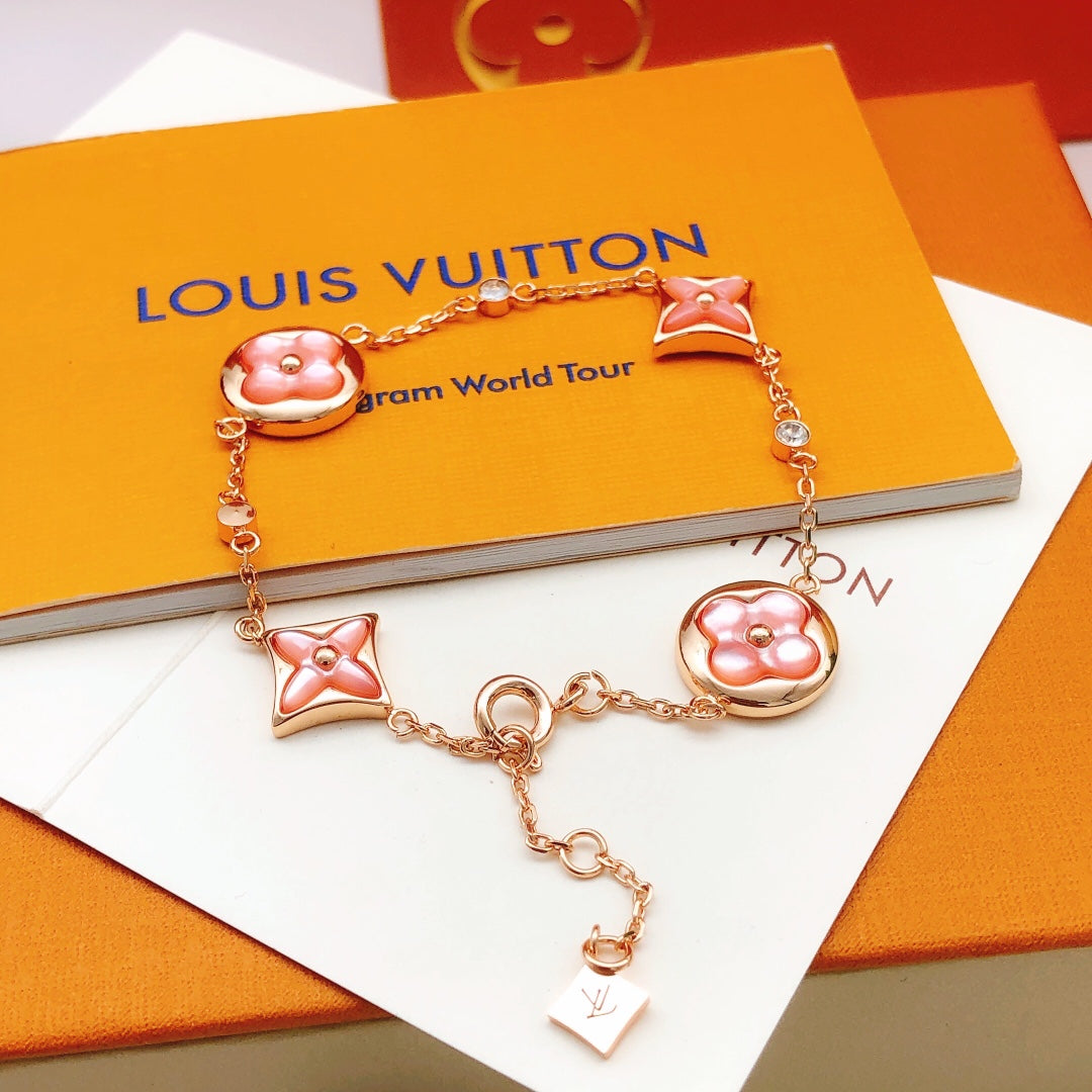 Geometric Emblem Bracelet in Rose-Gold-Tone – Rose Gold Detail – Design 015 front product view