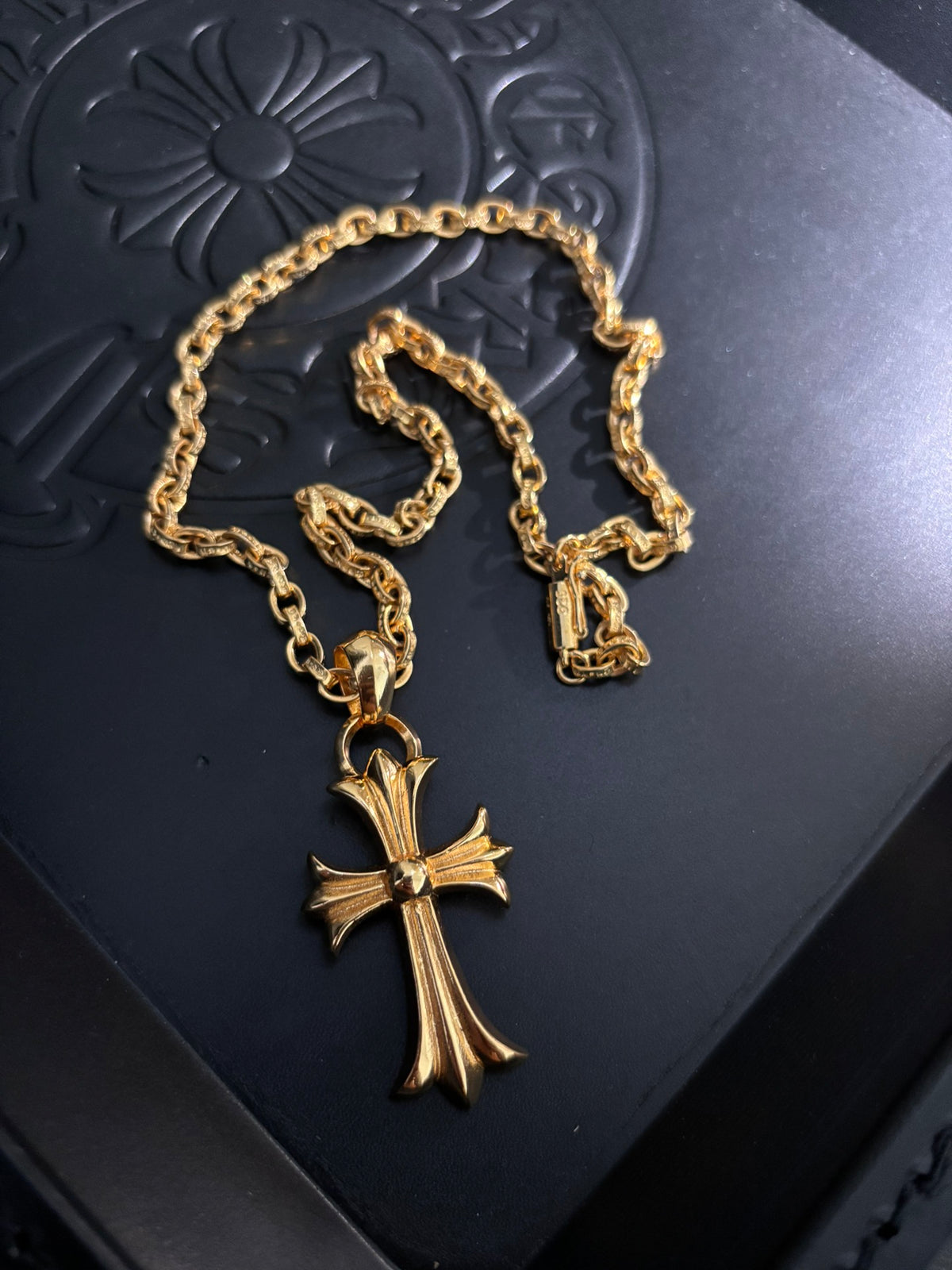 Cross Pendant Necklace in Gold-Tone – Design 02 detail view
